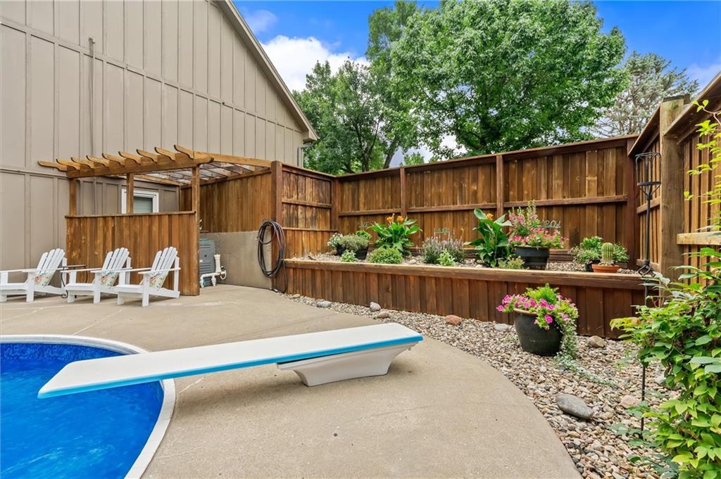 1402 Colony Drive Property Photo 49