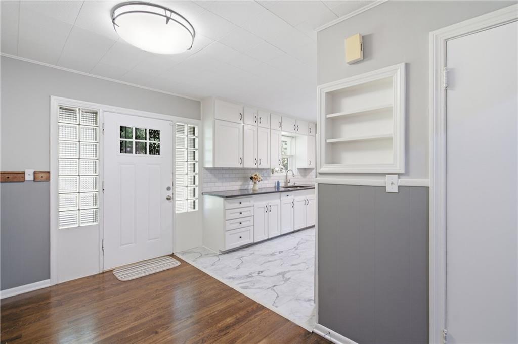 5030 Paseo Boulevard Property Photo 7