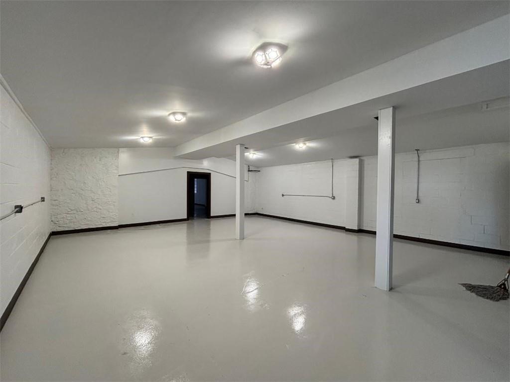 1931 Seward Avenue Property Photo 6