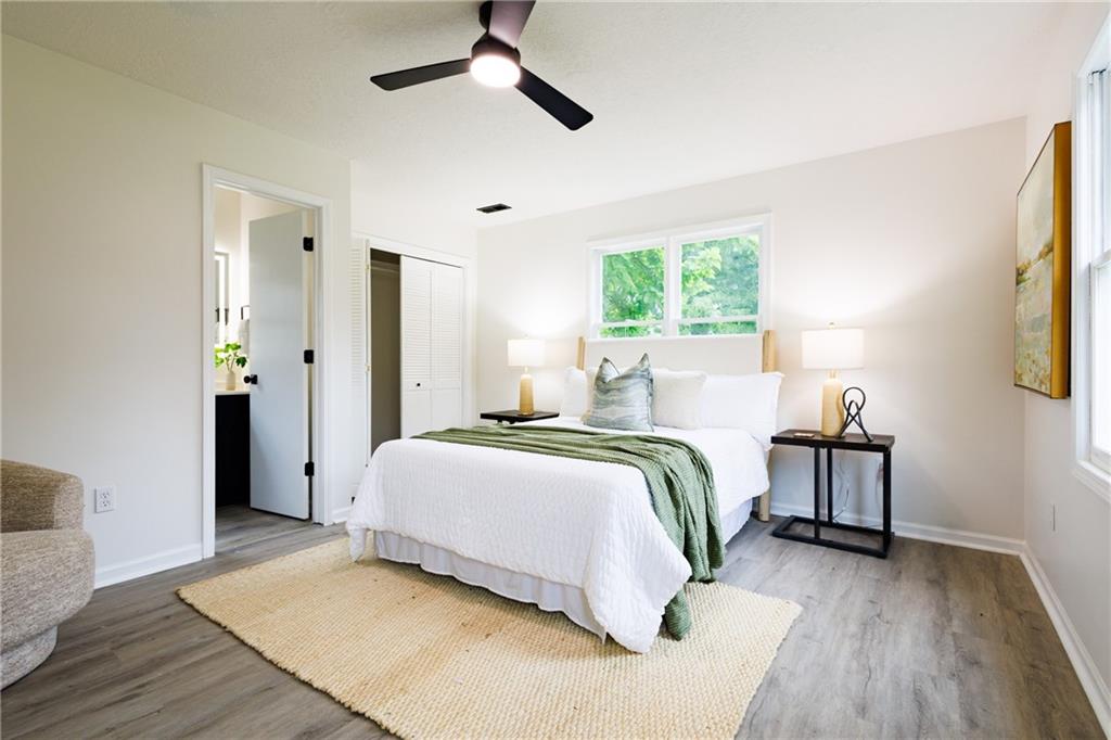 5112 Rinker Road Property Photo 1