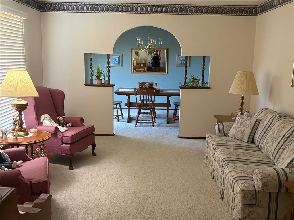 3100 Regency Drive Property Photo 5