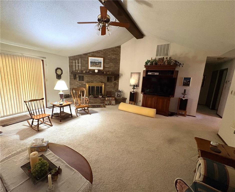 3100 Regency Drive Property Photo 8