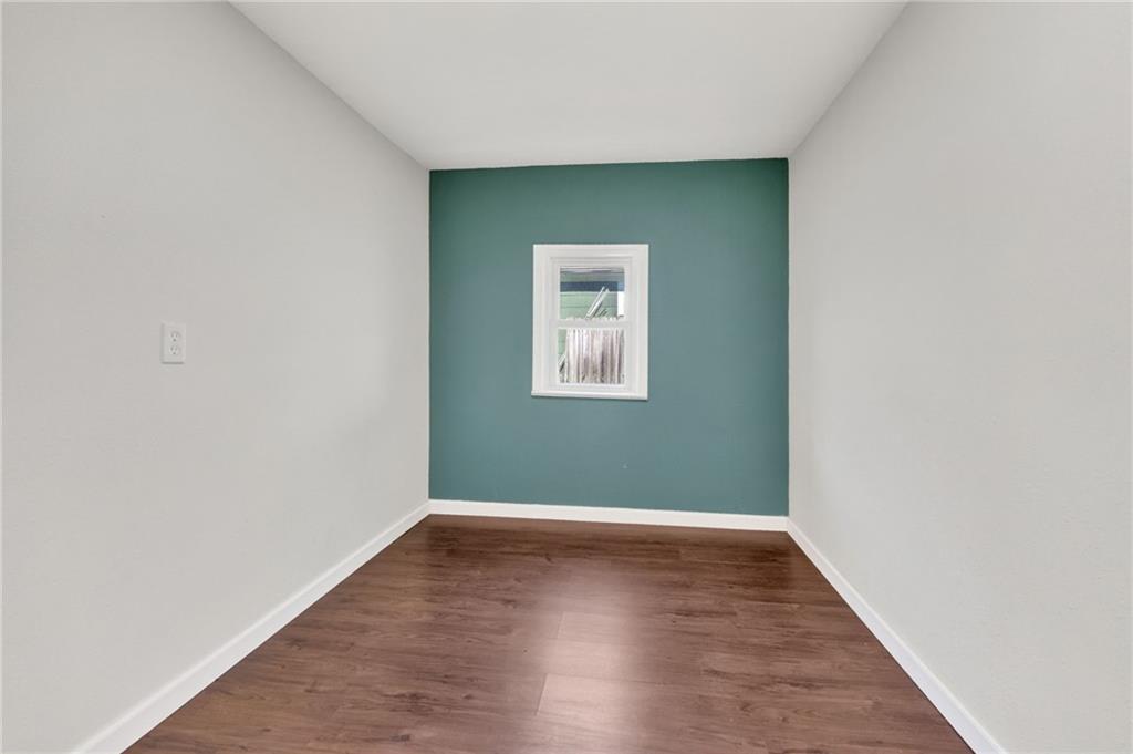 435 Ford Avenue Property Photo 13