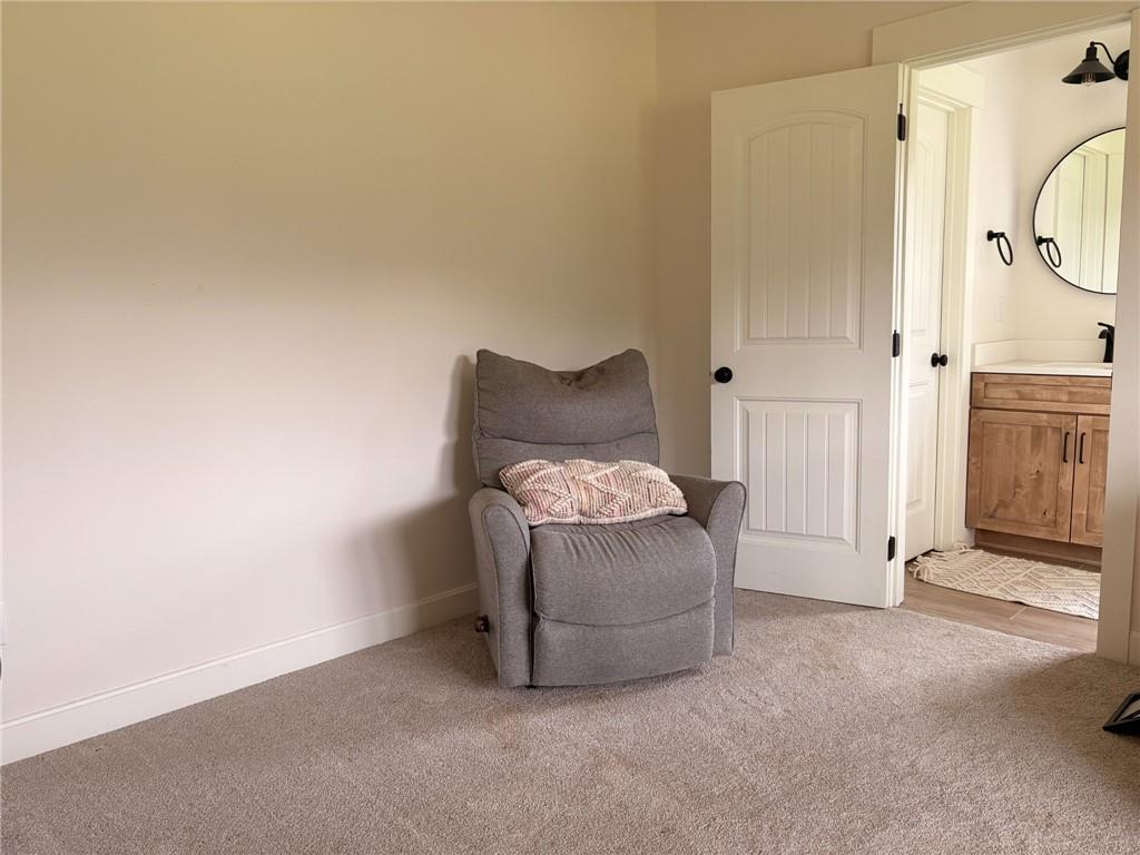 1102 E 1033 Road Property Photo 29