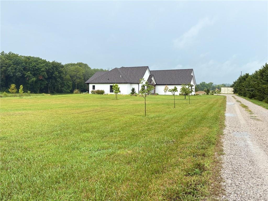 1102 E 1033 Road Property Photo 39