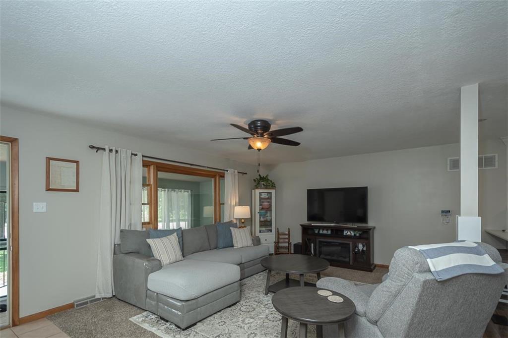 400 Kansa Drive Property Photo 11