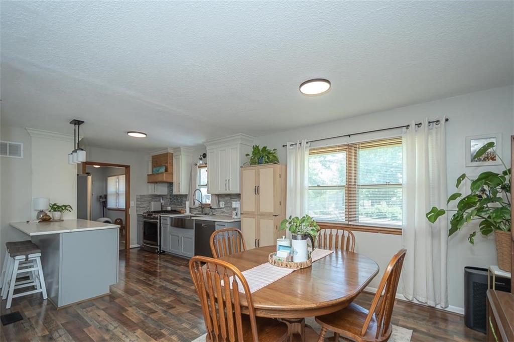 400 Kansa Drive Property Photo 13