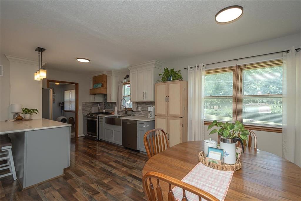 400 Kansa Drive Property Photo 14