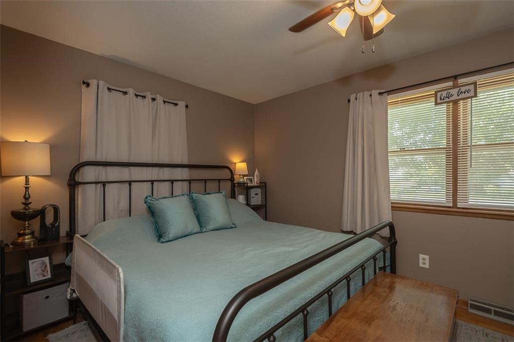 400 Kansa Drive Property Photo 28