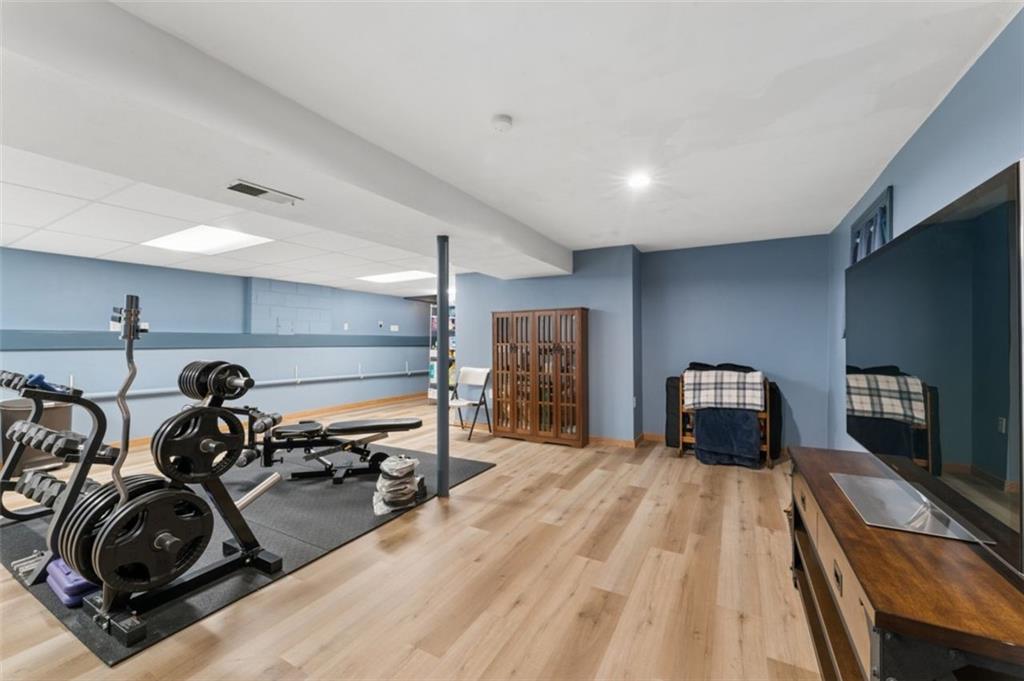 892 Gregory Street Property Photo 21
