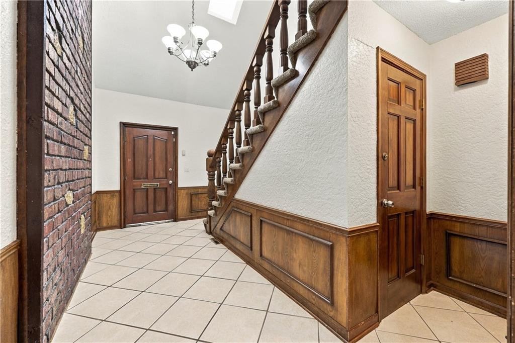 1600 Dana Drive Property Photo 3