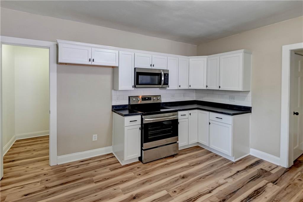 511 E Green Street Property Photo 19