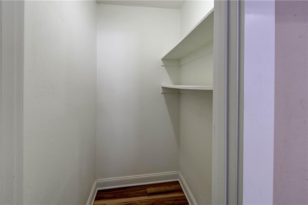 511 E Green Street Property Photo 20