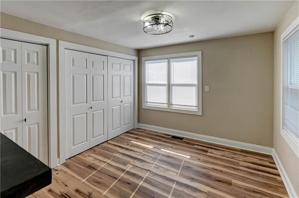 511 E Green Street Property Photo 23