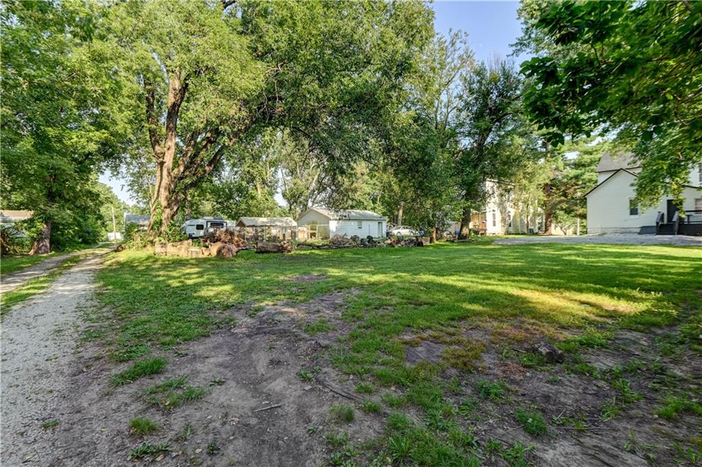 511 E Green Street Property Photo 53