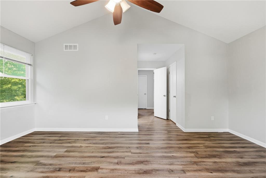 201 N Poplar Drive Property Photo 18