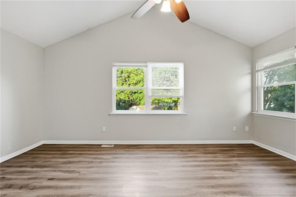 201 N Poplar Drive Property Photo 19