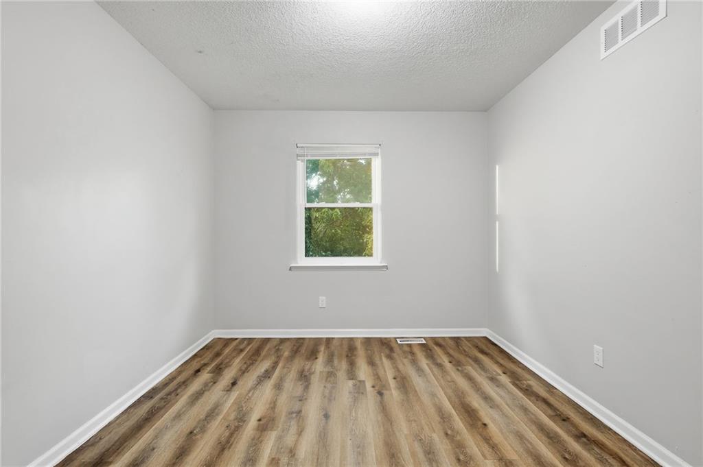 201 N Poplar Drive Property Photo 23