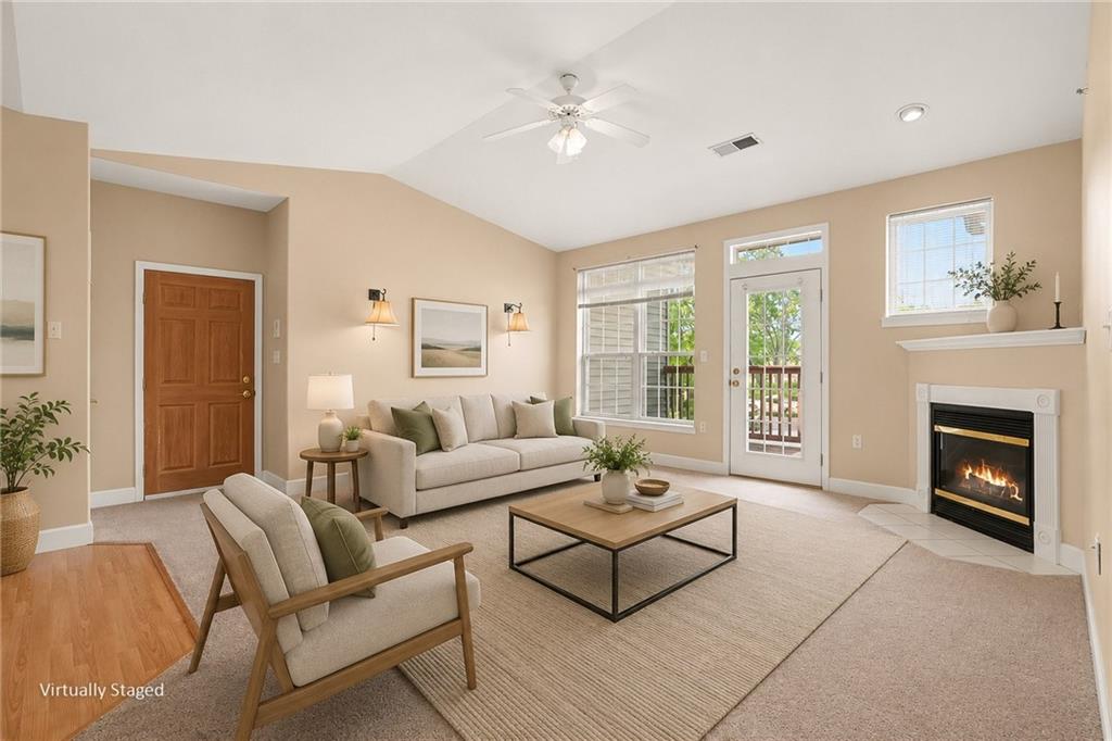 17201 E 32nd Street Property Photo 3
