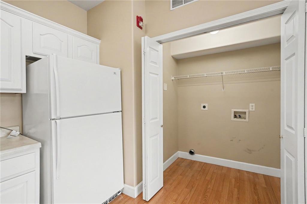 17201 E 32nd Street Property Photo 10