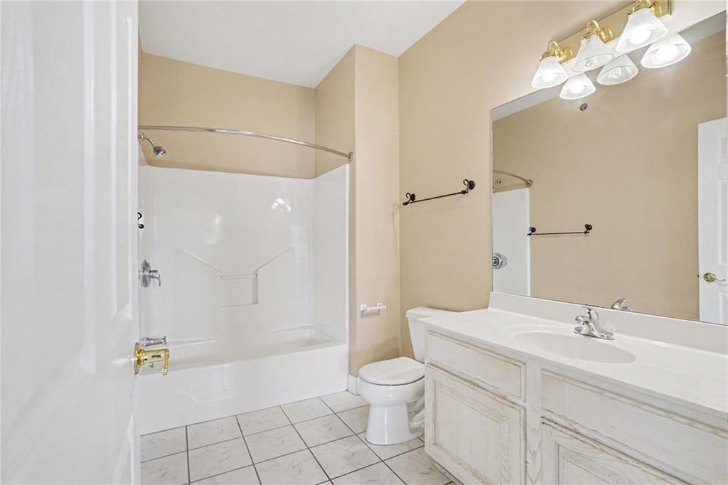 17201 E 32nd Street Property Photo 15