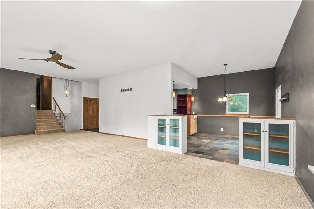 11806 E 39th Street Property Photo 9