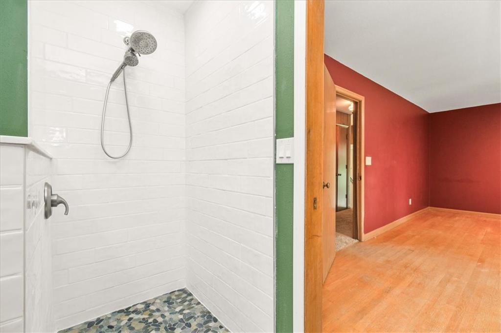 11806 E 39th Street Property Photo 17