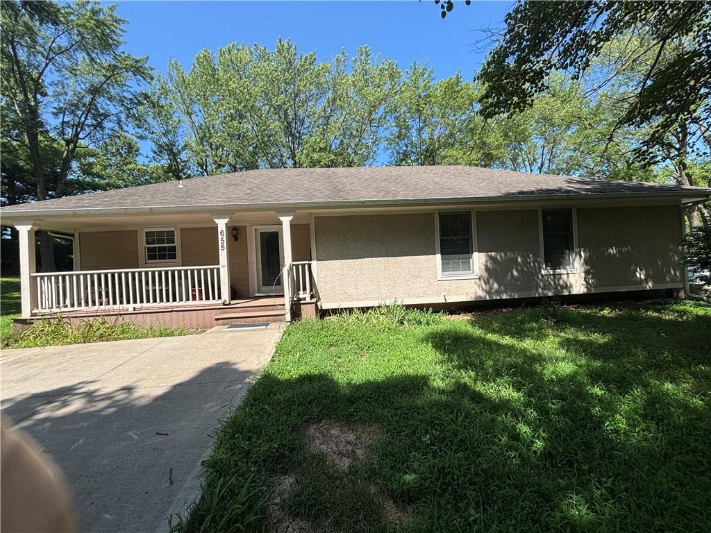 655 Ne Brizendine Road Property Photo 1