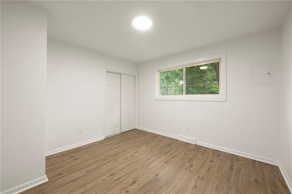 512-514 Maier Drive Property Photo 15