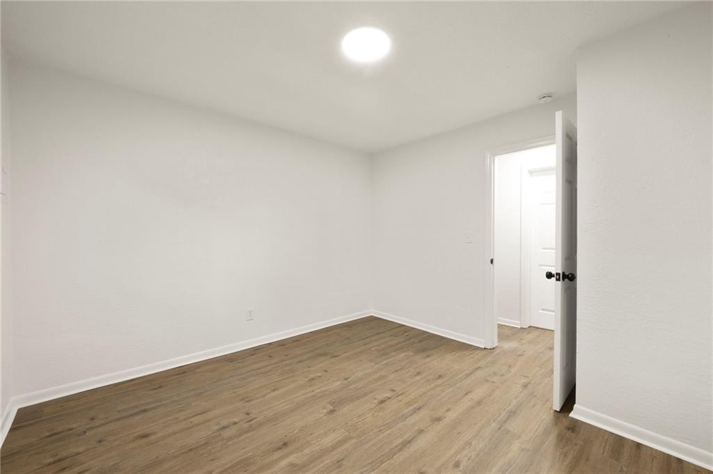 512-514 Maier Drive Property Photo 16