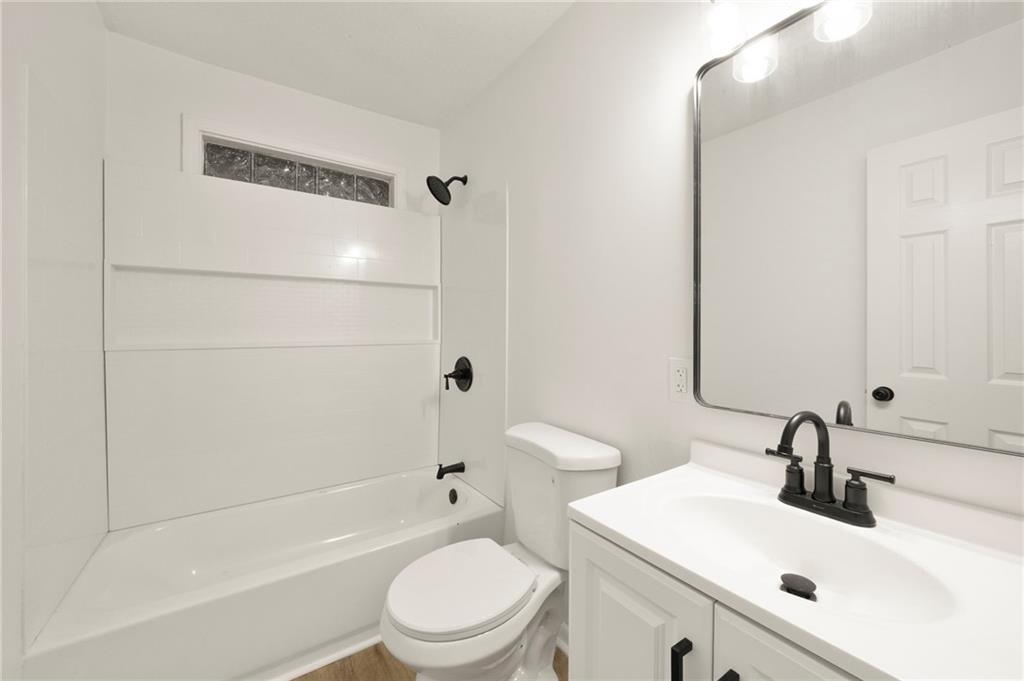 512-514 Maier Drive Property Photo 19