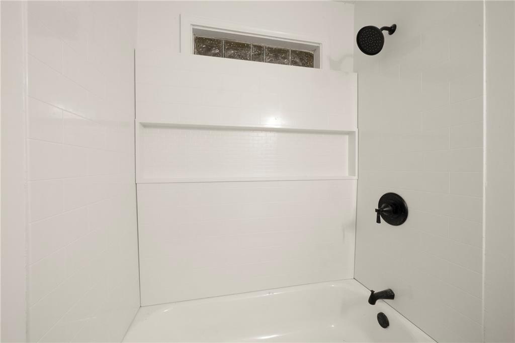 512-514 Maier Drive Property Photo 20