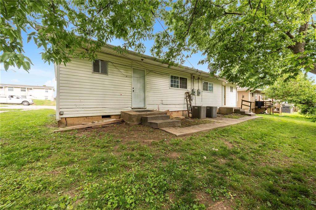 512-514 Maier Drive Property Photo 23