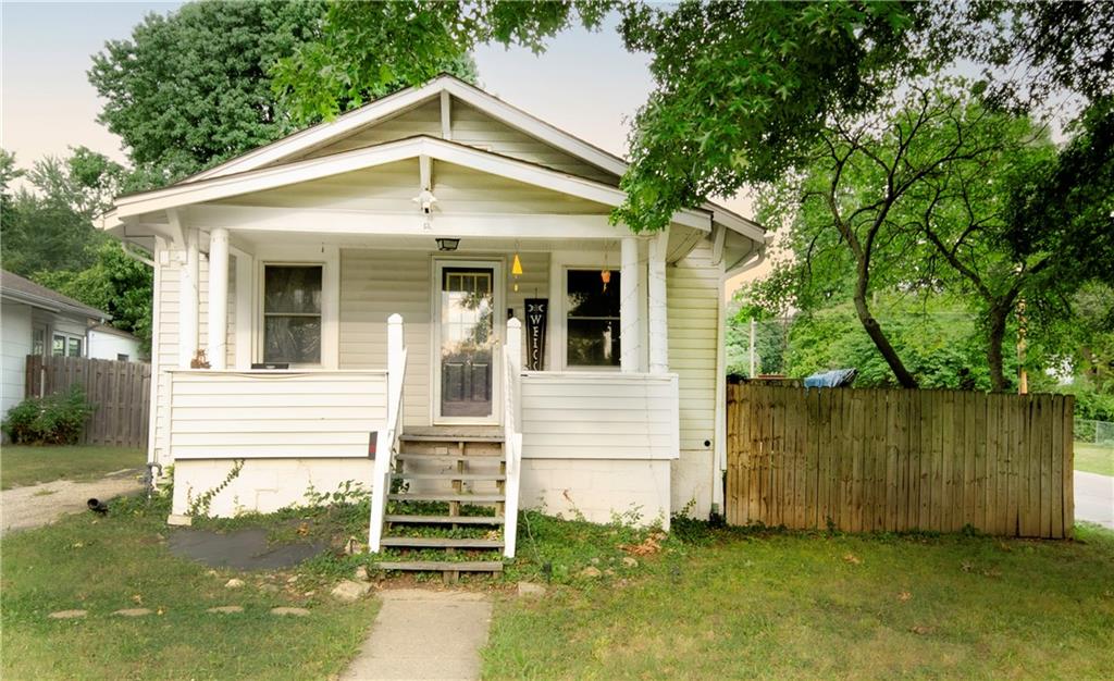 227 S Ash Avenue Property Photo 1