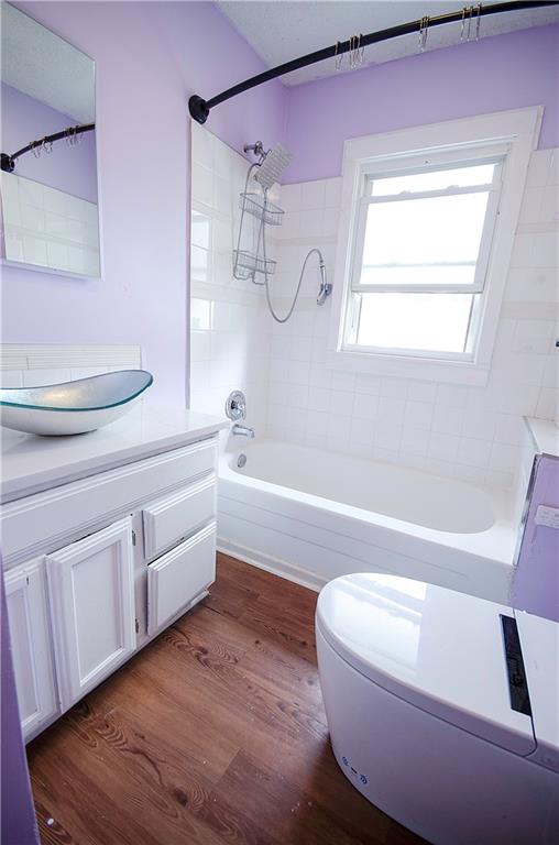 227 S Ash Avenue Property Photo 7