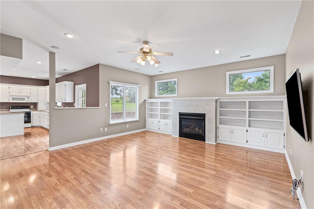 1405 Kensington Court Property Photo 10