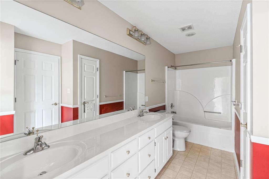 1405 Kensington Court Property Photo 17