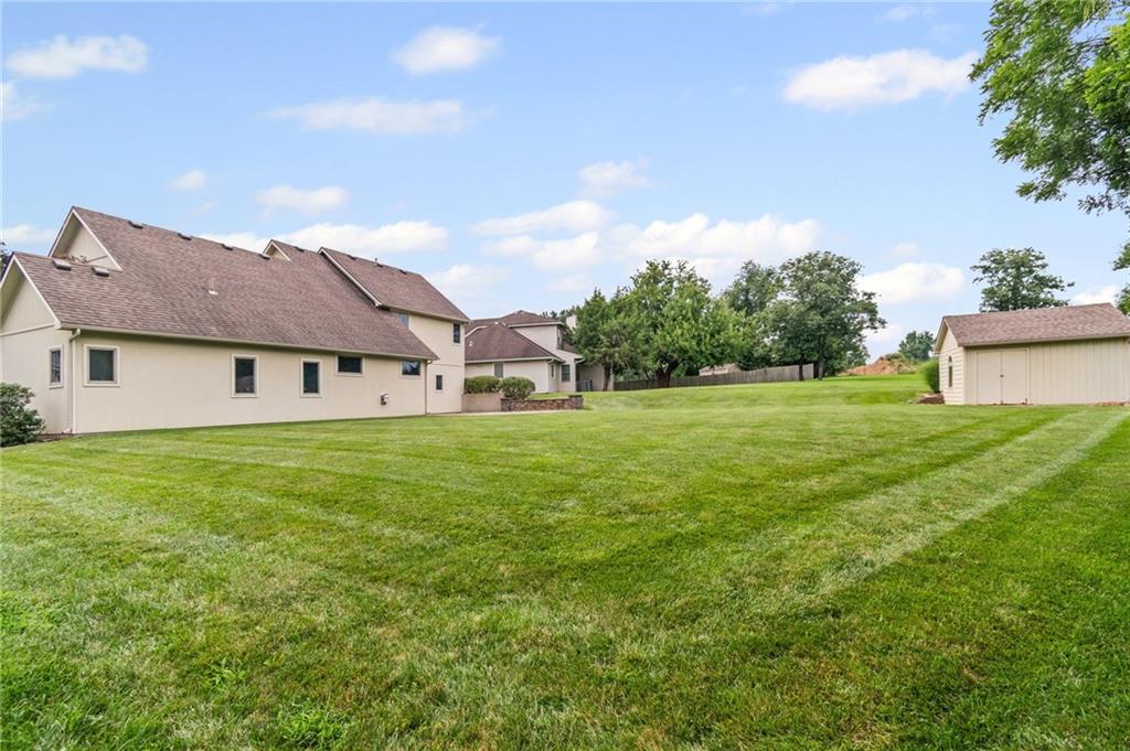 1405 Kensington Court Property Photo 25