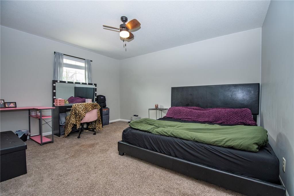 212 Ne Greystone Way Property Photo 17