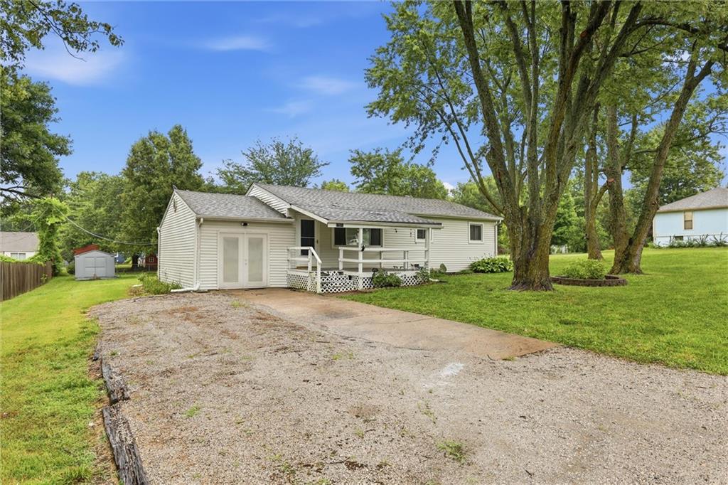 17511 Montgall Drive Property Photo 2