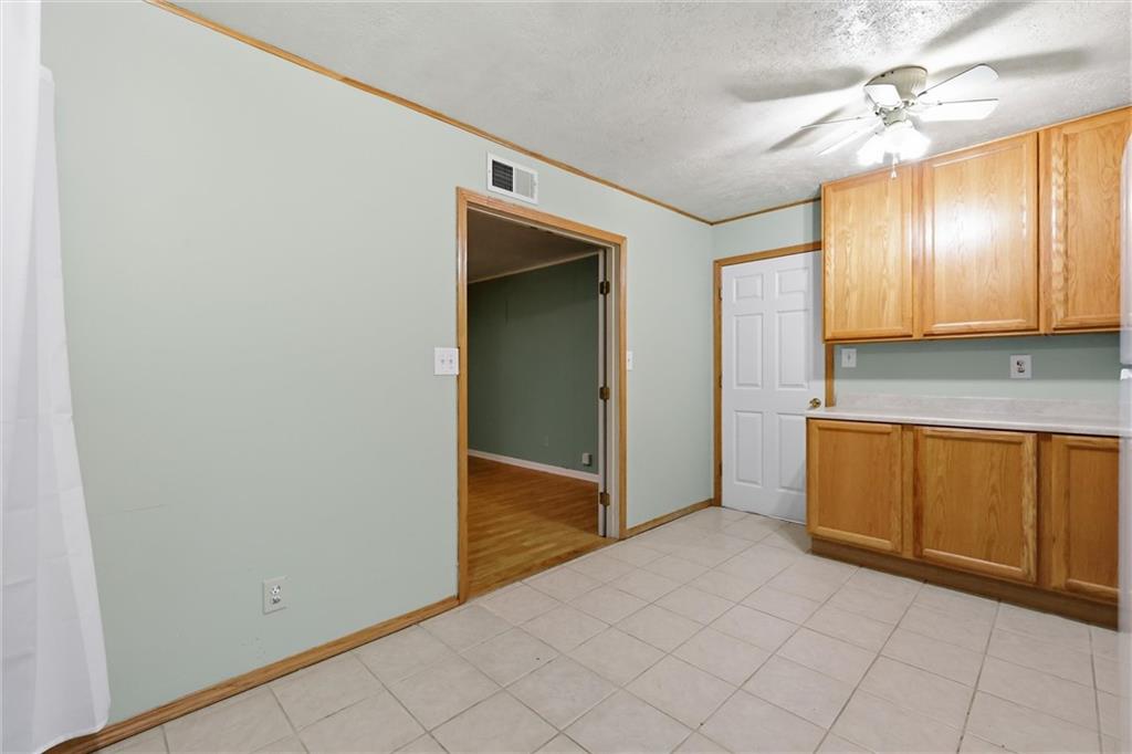 17511 Montgall Drive Property Photo 13