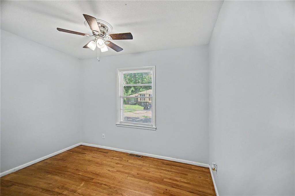 8007 E 93rd Street Property Photo 13