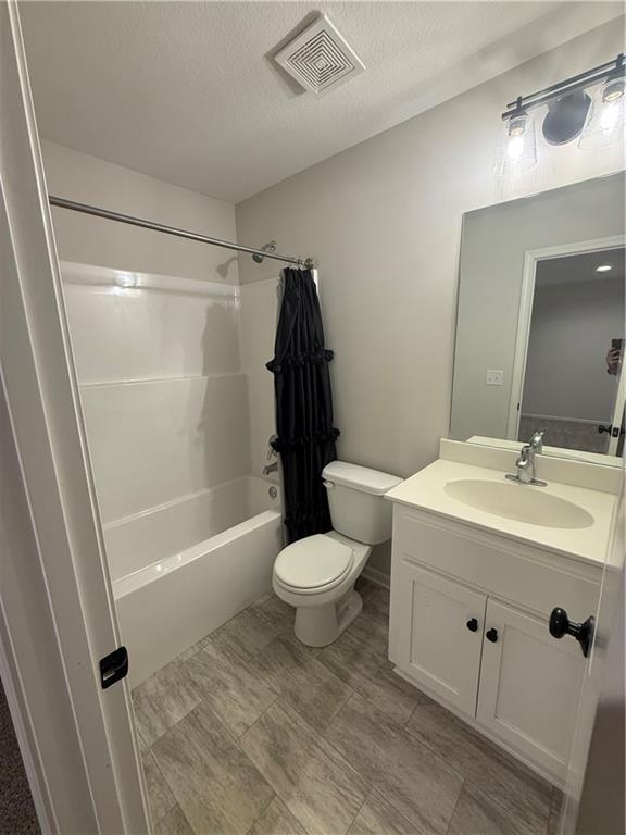 1101 Noah Lane Property Photo 22