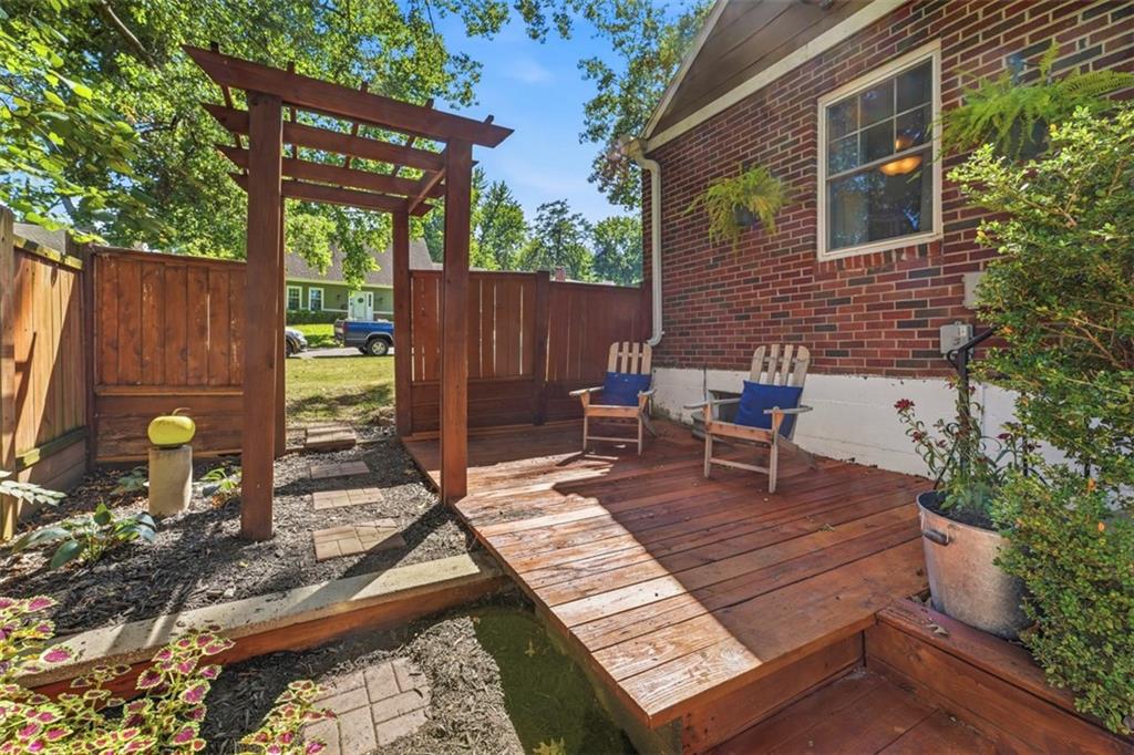 928 E Drumm Circle Property Photo 32