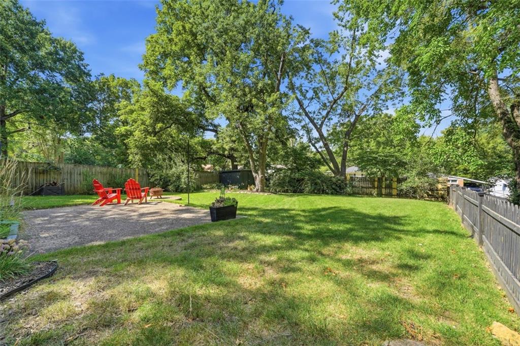 928 E Drumm Circle Property Photo 39