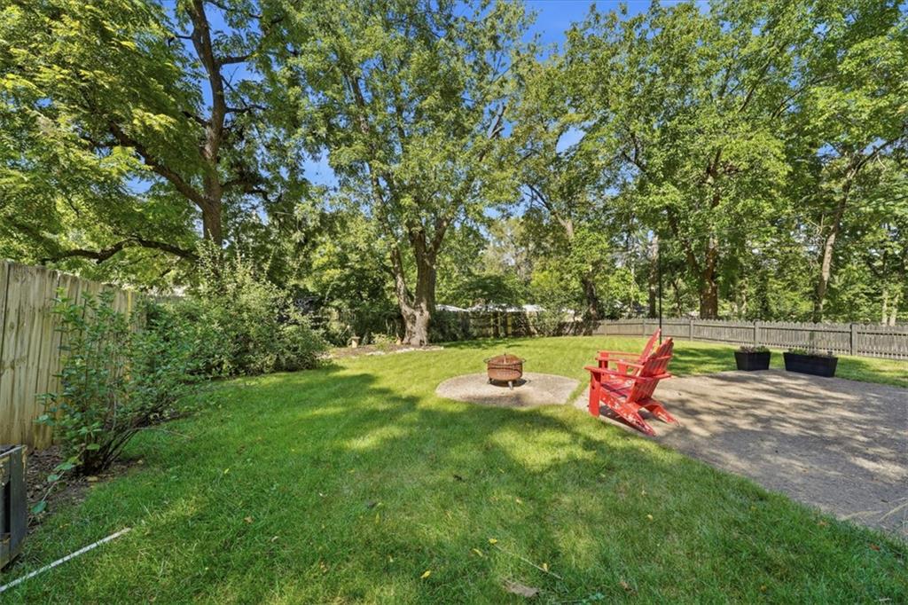 928 E Drumm Circle Property Photo 40