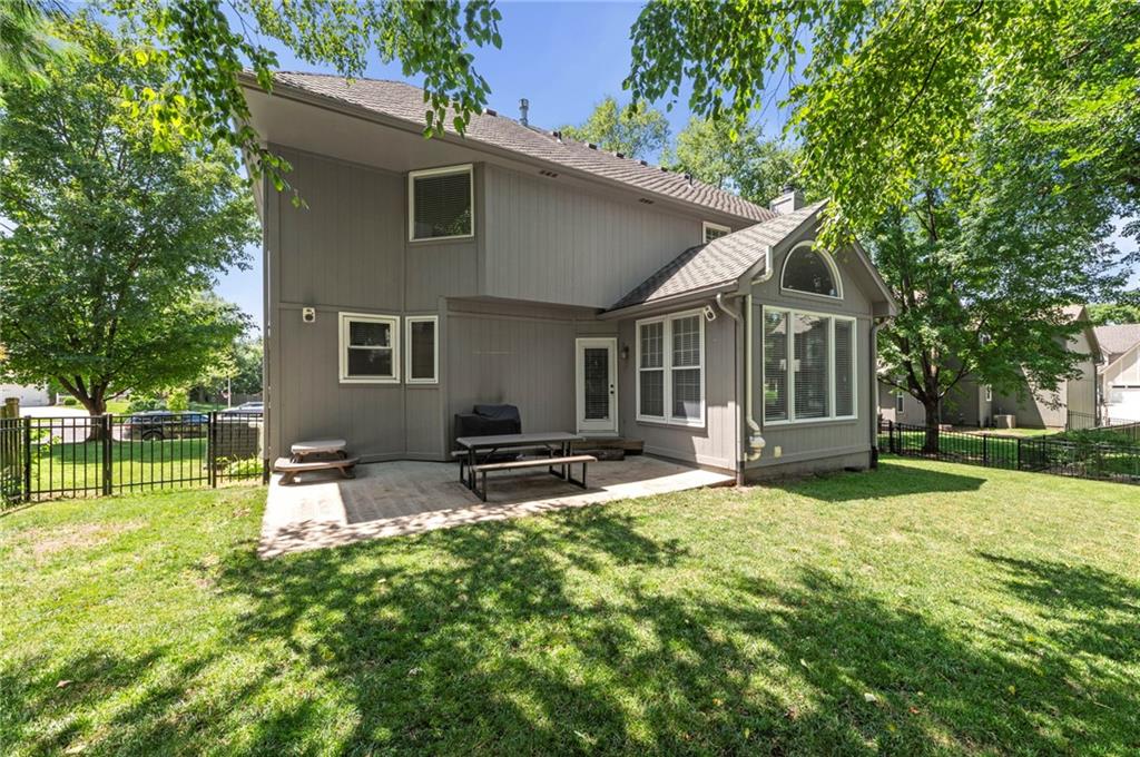 5316 W 139th Terrace Property Photo 49