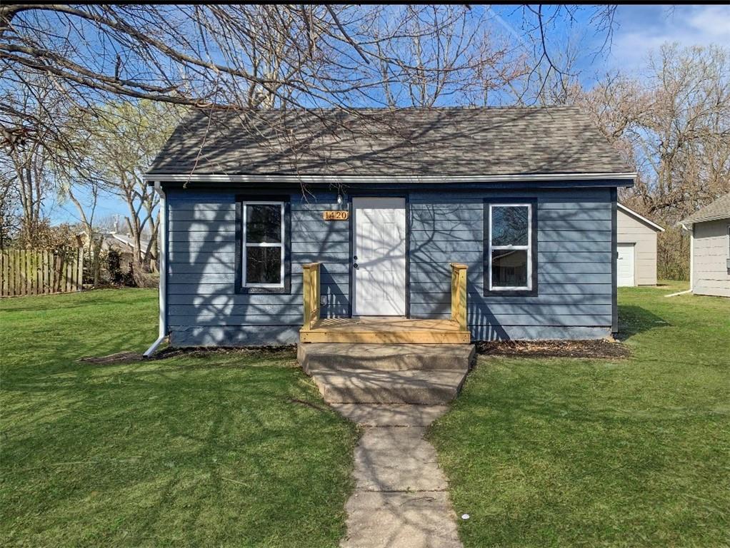 1420 S Appleton Avenue Property Photo 1