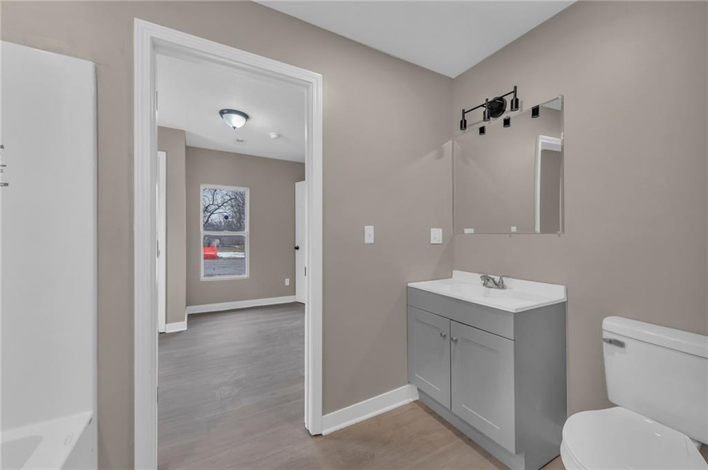 1420 S Appleton Avenue Property Photo 4