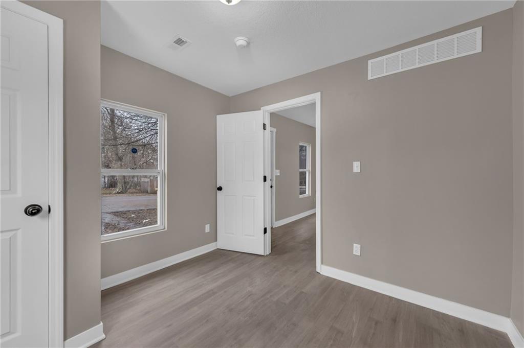 1420 S Appleton Avenue Property Photo 5